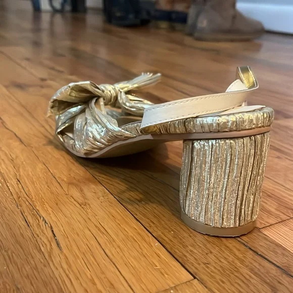 Gold Bow Mini Heels - Picture 4 of 4